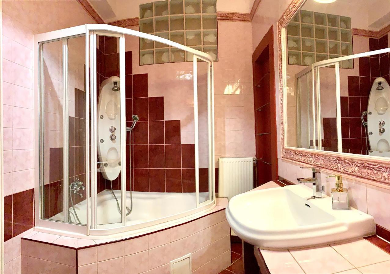Basilica Rose Apartment Budapest Bagian luar foto